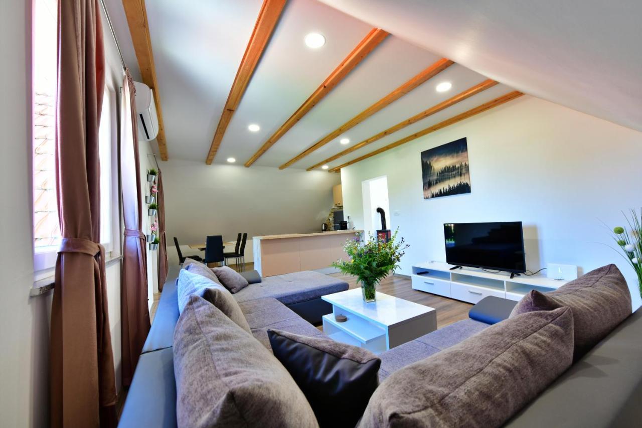 Apartman Vito Saborsko Εξωτερικό φωτογραφία